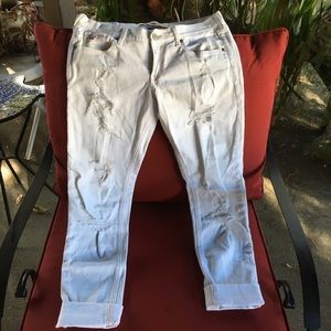 White distressed hollister skinny jeans